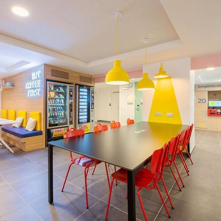 Auberge De Jeunesse Hosho Paris Sud - Porte D'Italie Le Kremlin-Bicêtre Exteriör bild
